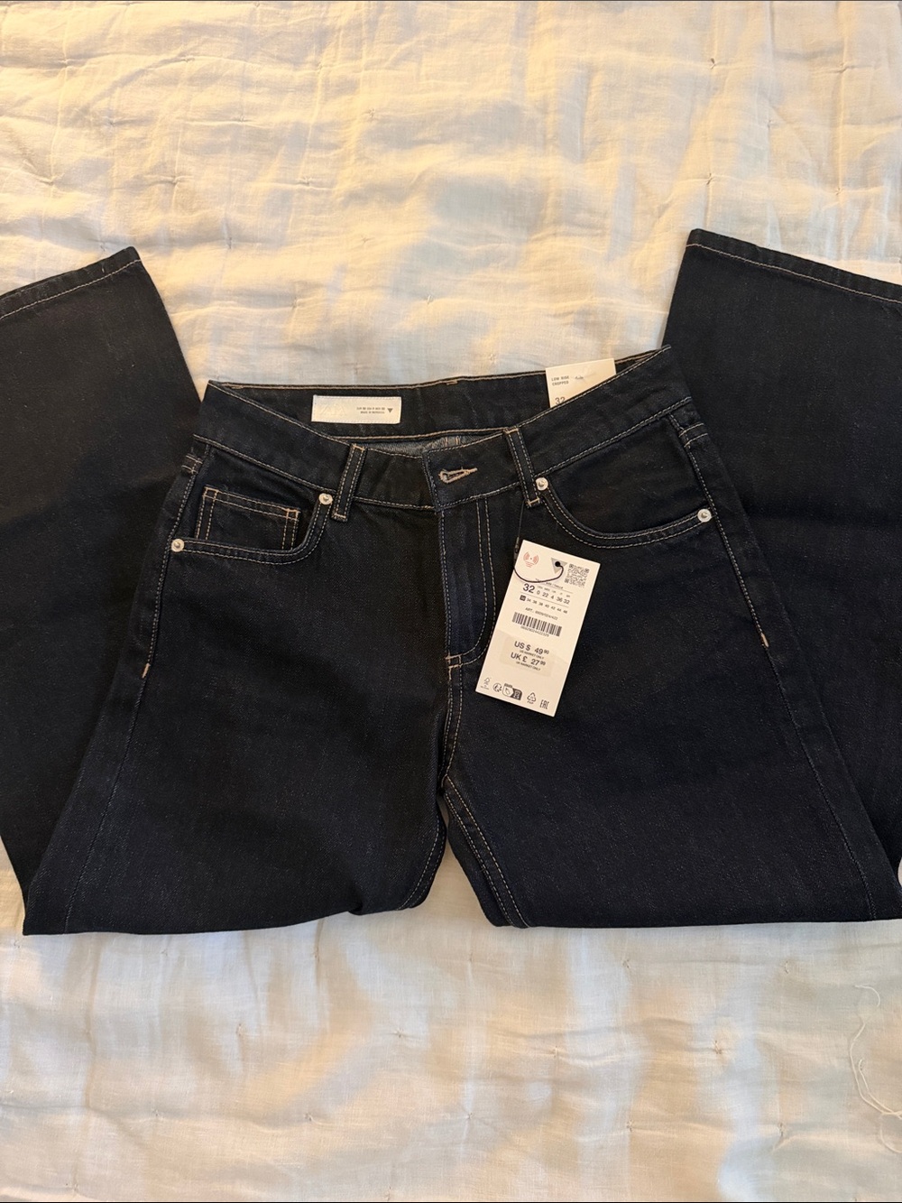 Zara Dark Indigo women’s Straight Jeans
